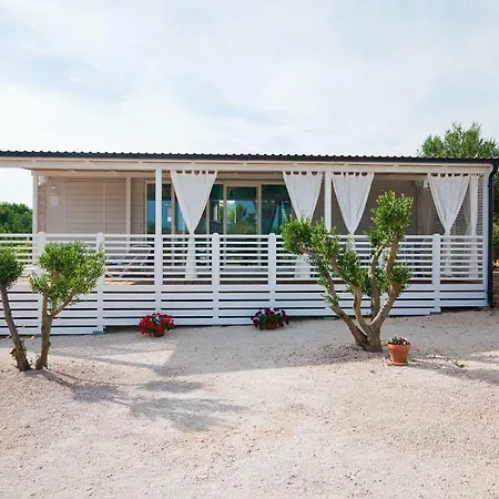 Camp San Antonio Hotel Biograd Na Moru Exterior photo